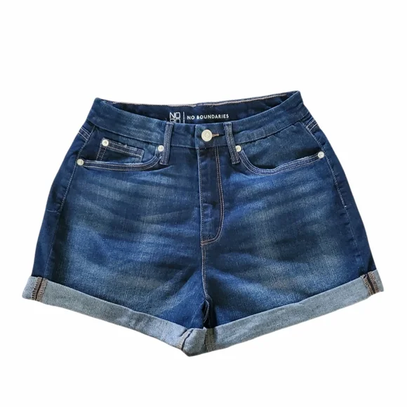 No Boundaries NWT Junior Dark Wash Mom Short w Cuffed Legs 620 - Picture 4 of 5